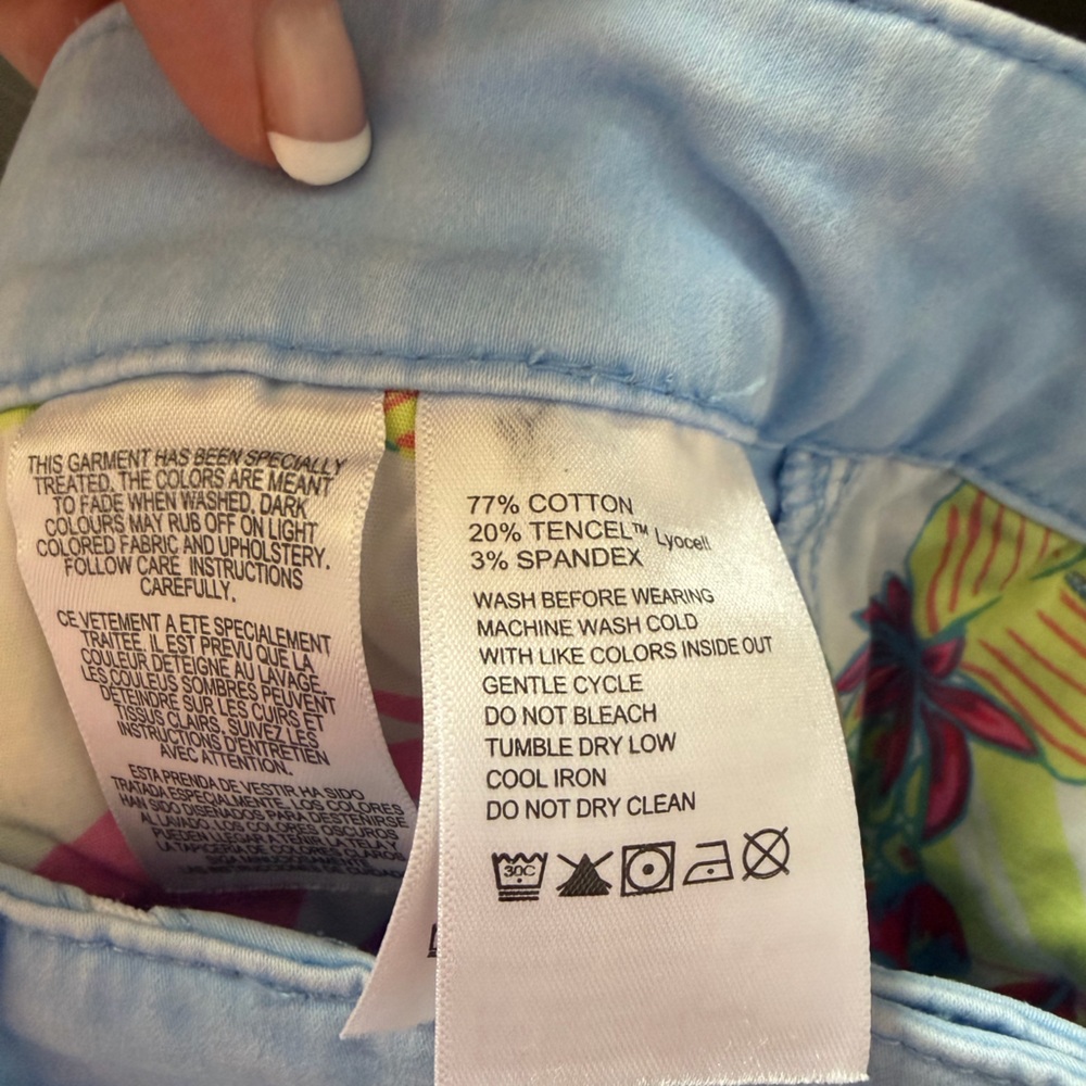 Tommy Bahama Women's Light Blue 5-Inch Chino Shorts Size 10 - Picture 4 of 7